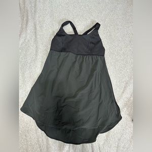 Lululemon top with built in bra